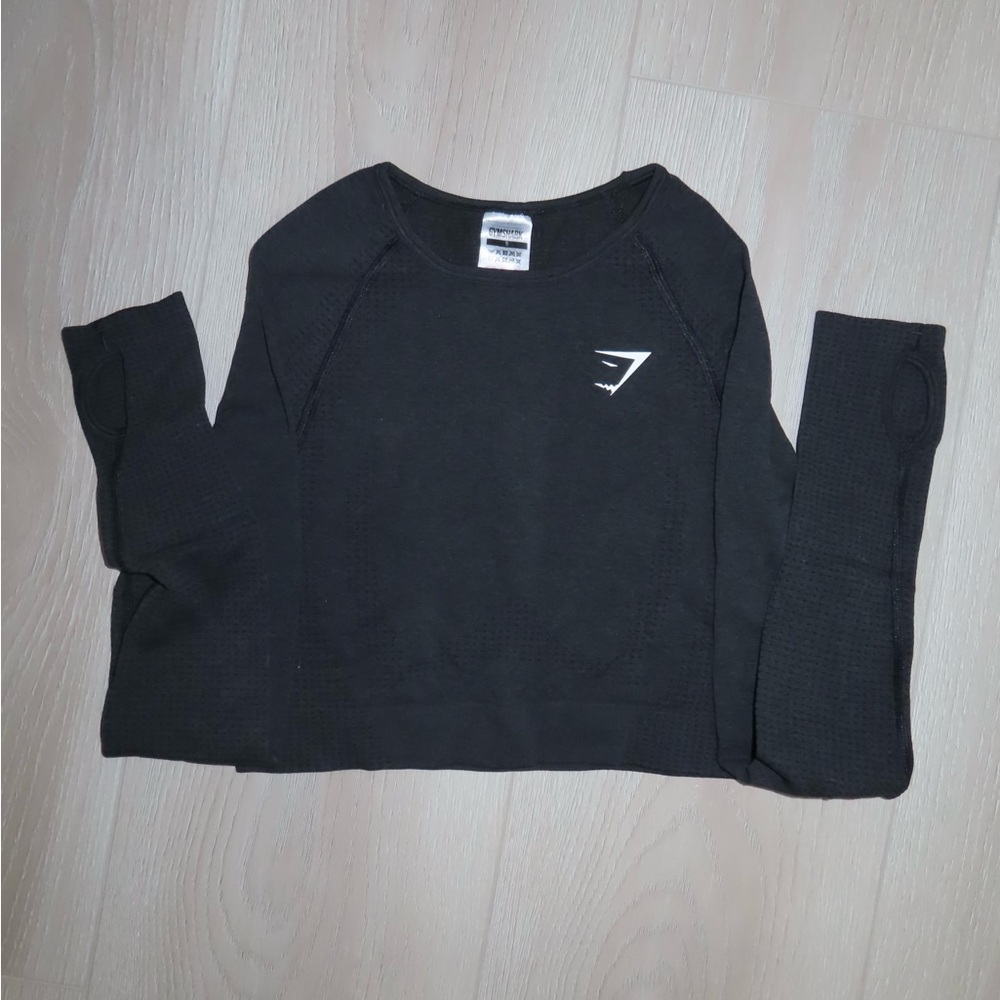 GYMSHARK BLACK TOP